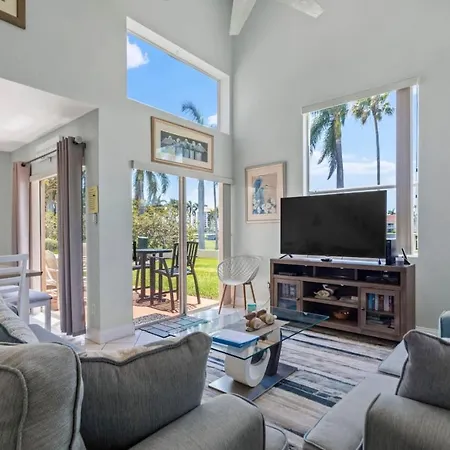St Pete Isla Vista Verde North Mirada Townhome 3 2